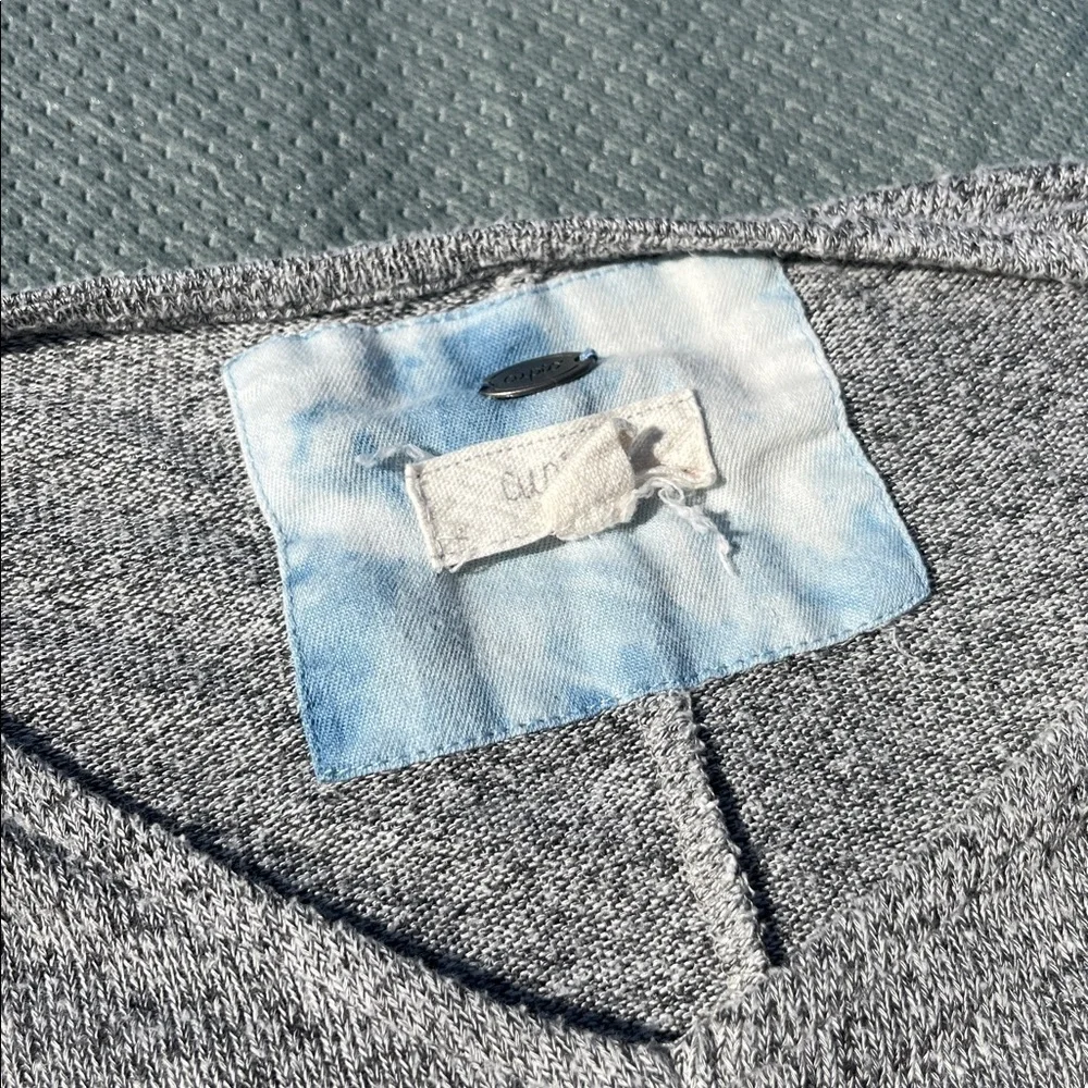 Cupio Sweater